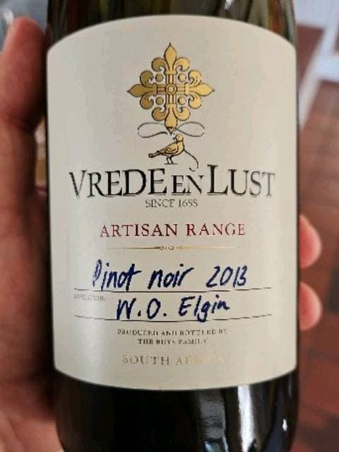 Artisan Range Pinot Noir