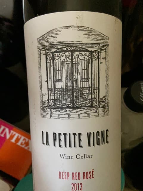 La Petite Vigne Deep Red Rosé