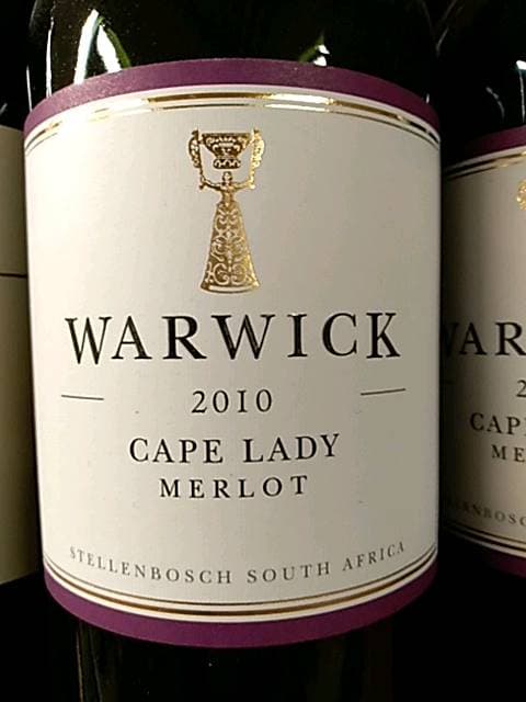 Merlot Cape Lady