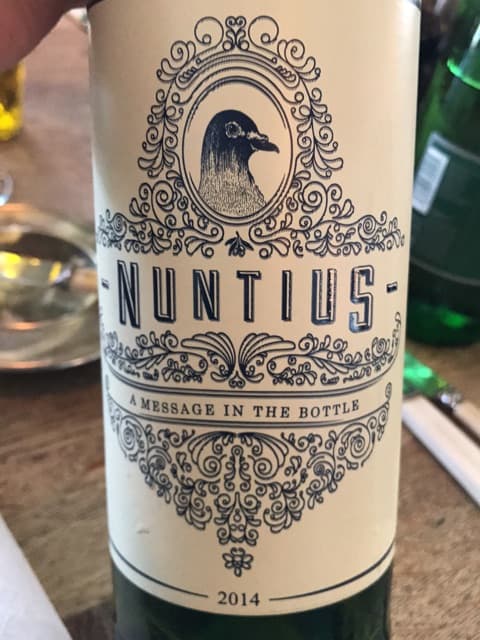 Nuntius White