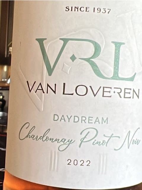 Daydream Chardonnay - Pinot Noir